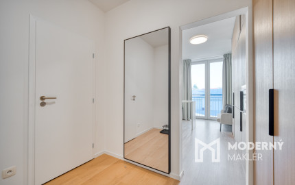 Na prenájom moderný 1-izbový byt s parkovacím miestom v Senici