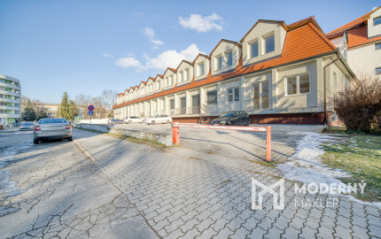 Na prenájom moderný 1-izbový byt s parkovacím miestom v Senici