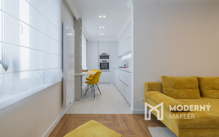 Na predaj luxusne zrekonštruovaný 3-izbový byt ulica Tyršová Humenné