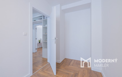 Na predaj luxusne zrekonštruovaný 3-izbový byt ulica Tyršová Humenné