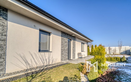 REZERVOVANÉ: Na predaj kompletne zariadený rodinný dom vo Voderadoch