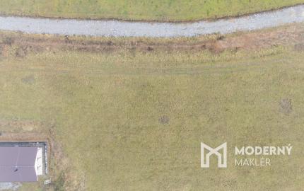 Na predaj investičný pozemok v obci Hrabičov