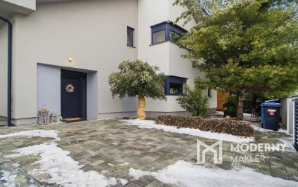 Na predaj výnimočný 5-izbový rodinný dom v Dunajskej Lužnej