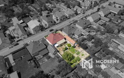 Na predaj rodinný dom s potenciálom v srdci Rovinky