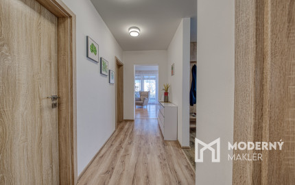 REZERVOVANÉ: Na predaj kompletne zariadený rodinný dom vo Voderadoch