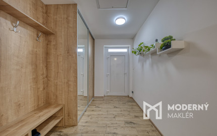 REZERVOVANÉ: Na predaj kompletne zariadený rodinný dom vo Voderadoch