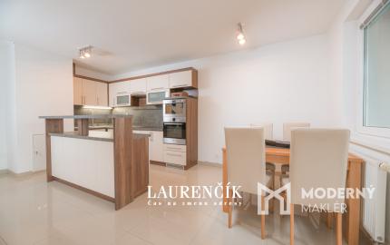 NA PREDAJ | 3-izbový byt s nadštandardnou výmerou v Trenčíne na ul. Liptovská