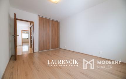 NA PREDAJ | 3-izbový byt s nadštandardnou výmerou v Trenčíne na ul. Liptovská