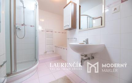 NA PREDAJ | 3-izbový byt s nadštandardnou výmerou v Trenčíne na ul. Liptovská