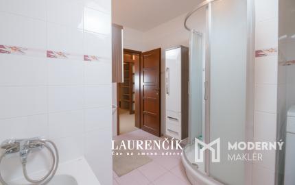 NA PREDAJ | 3-izbový byt s nadštandardnou výmerou v Trenčíne na ul. Liptovská