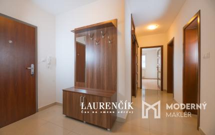 NA PREDAJ | 3-izbový byt s nadštandardnou výmerou v Trenčíne na ul. Liptovská