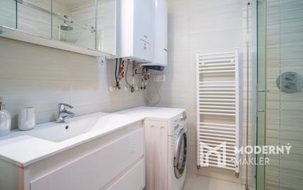 Na predaj 3-izbový byt v tichej časti Senca s parkovaním