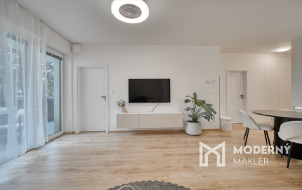 Na predaj zariadený 2-izbový byt s balkónom v Rovinke