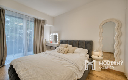 Na predaj zariadený 2-izbový byt s balkónom v Rovinke