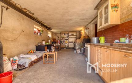 Na predaj trojpodlažný rodinný dom v lokalite Žitná - Radiša