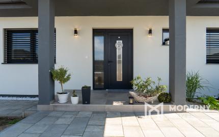 Na predaj novostavba s garážou a dvoma kúpeľňami v Senci