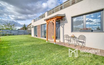 Na predaj príjemný 4-izbový byt so záhradou v Tomášove