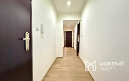 Na predaj zrekonštruovaný 2,5 izbový byt v Martine na Severe