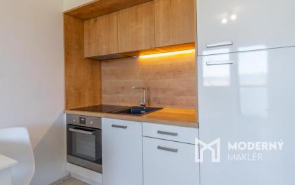 Na prenájom 1-izbový byt s parkovacím miestom v Poprade