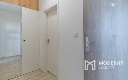 Na prenájom 1-izbový byt s parkovacím miestom v Poprade