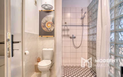 Na predaj 1-izbový byt s investičným potenciálom v centre Bratislavy