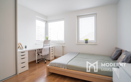 Na prenájom moderný 2-izbový byt s parkovacím miestom v centre Malaciek