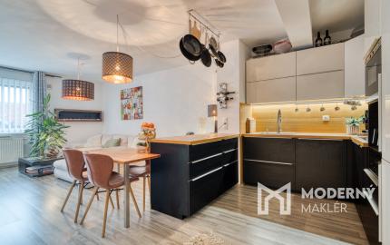 Na predaj veľkorysý 3-izbový byt s parkovacím státím v Rovinke