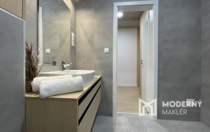 Na prenájom 1-izbový byt v Trenčíne na ulici Halalovka