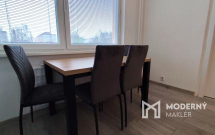 Na prenájom zrekonštruovaný 2-izbový byt v Bánovciach nad Bebravou