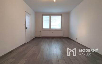 Na prenájom zrekonštruovaný 2-izbový byt v Bánovciach nad Bebravou