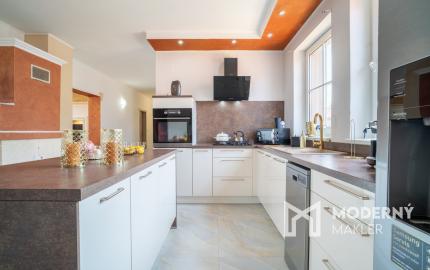 Na predaj priestranný rodinný dom v obci Zlaté Klasy