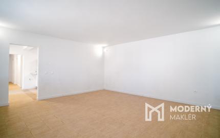 Na predaj dvojpodlažný rodinný dom s polyfunkciou v Trnave