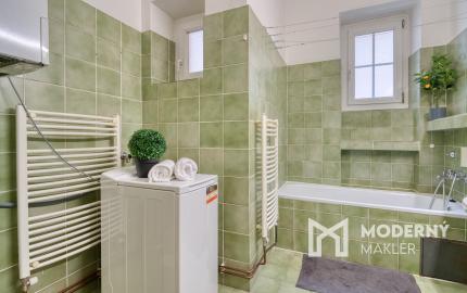 Na prenájom priestranný 4-izbový byt pri OC Nivy