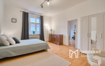 Na prenájom priestranný 4-izbový byt pri OC Nivy