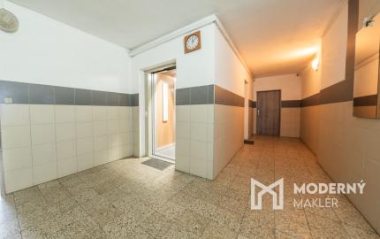 REZERVOVANÉ: Na predaj 3-izbový zrekonštruovaný byt v Poprade