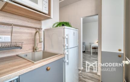 Na prenájom zariadený 2-izbový byt v centre Malaciek