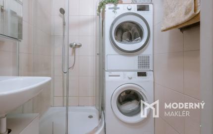 Na prenájom kompletne zariadený 2-izbový byt v centre Martina