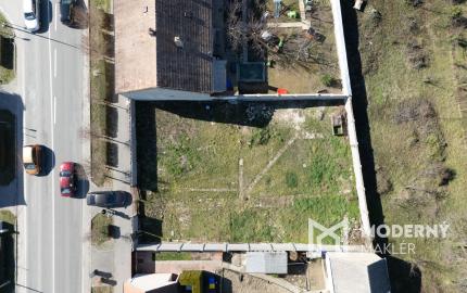 Na predaj rovinatý pozemok na výstavbu polyfunkčnej budoby v Piešťanoch