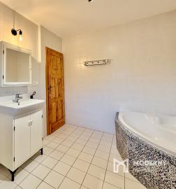 VIDEO, Viac izieb, viac pohody: 5-izbový rodinný dom, kde nikto nemusí robiť kompromisy