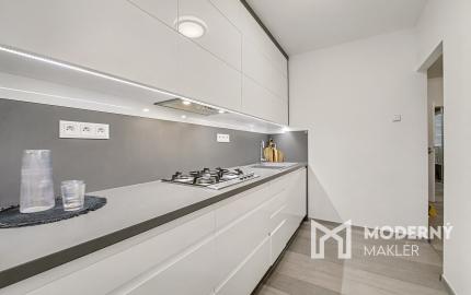 Na predaj  3-izbový byt s dvoma loggiami v Petržalke BA.