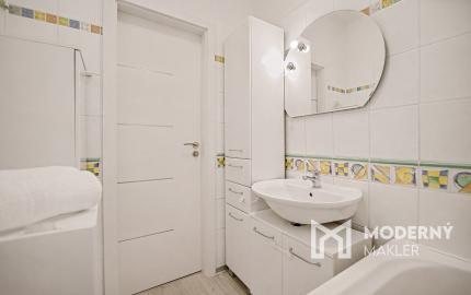 Na predaj  3-izbový byt s dvoma loggiami v Petržalke BA.