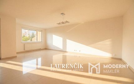 NA PREDAJ | 3-izbový byt s nadštandardnou výmerou v Trenčíne na ul. Liptovská