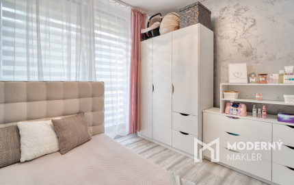 Na predaj 3,5 - izbový byt v meste Sereď