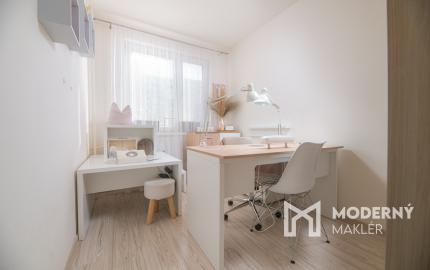 Na predaj krásne zrekonštruovaný 4-izbový byt v Trenčíne