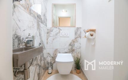 Na predaj krásne zrekonštruovaný 4-izbový byt v Trenčíne