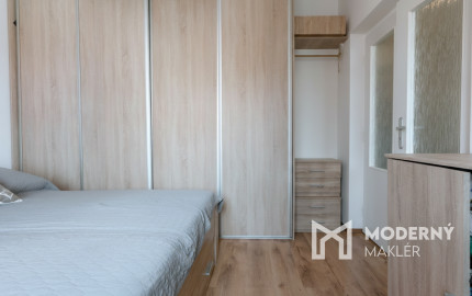 Na prenájom kompletne zariadený 2-izbový byt v centre Martina