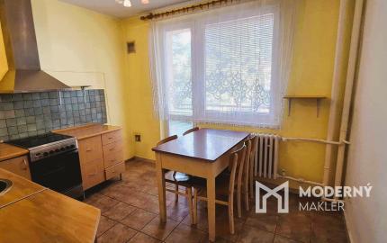 Na prenájom čiastočne zariadený 2-izbový byt v Bánovciach nad Bebravou