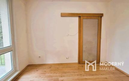 Na prenájom čiastočne zariadený 2-izbový byt v Bánovciach nad Bebravou