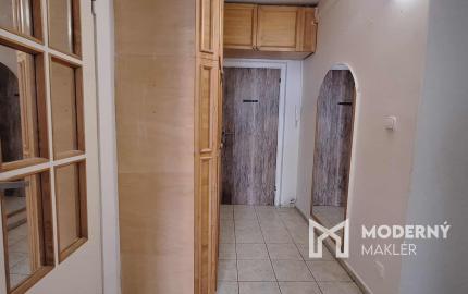 Na prenájom čiastočne zariadený 2-izbový byt v Bánovciach nad Bebravou