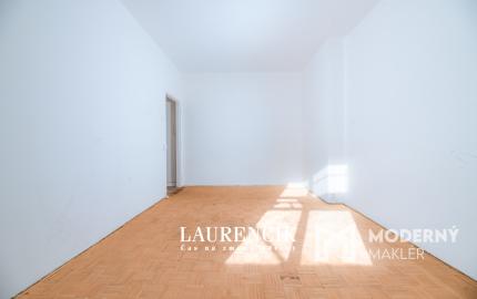 REZERVOVANÉ | 1-izbový byt v Trenčianskych Tepliciach s investičným potenciálom